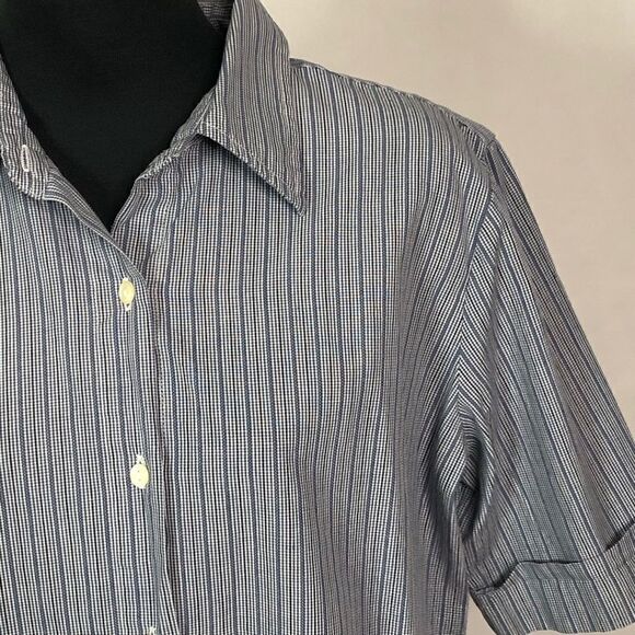 Dockers Cotton Button Up Shirt - Women’s L - Picture 5 of 6